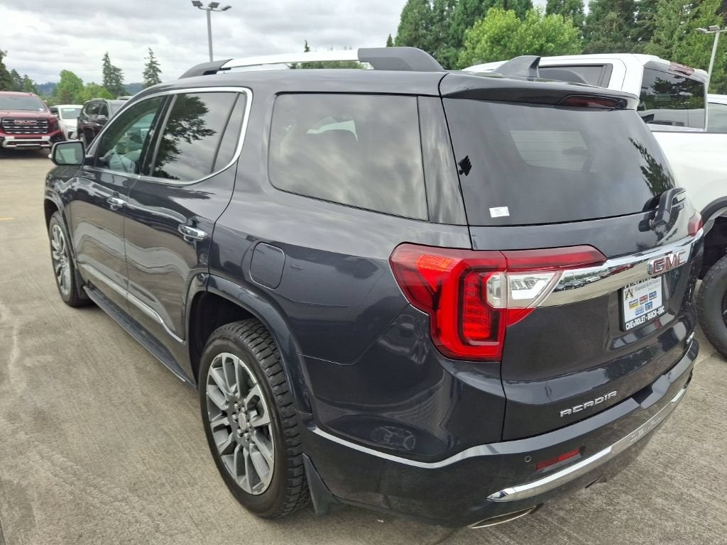 2022 GMC Acadia Denali