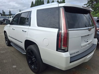 2017 Cadillac Escalade Luxury