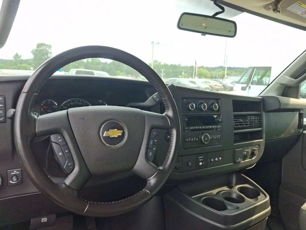 2021 Chevrolet Express Cutaway 3500 Work Van