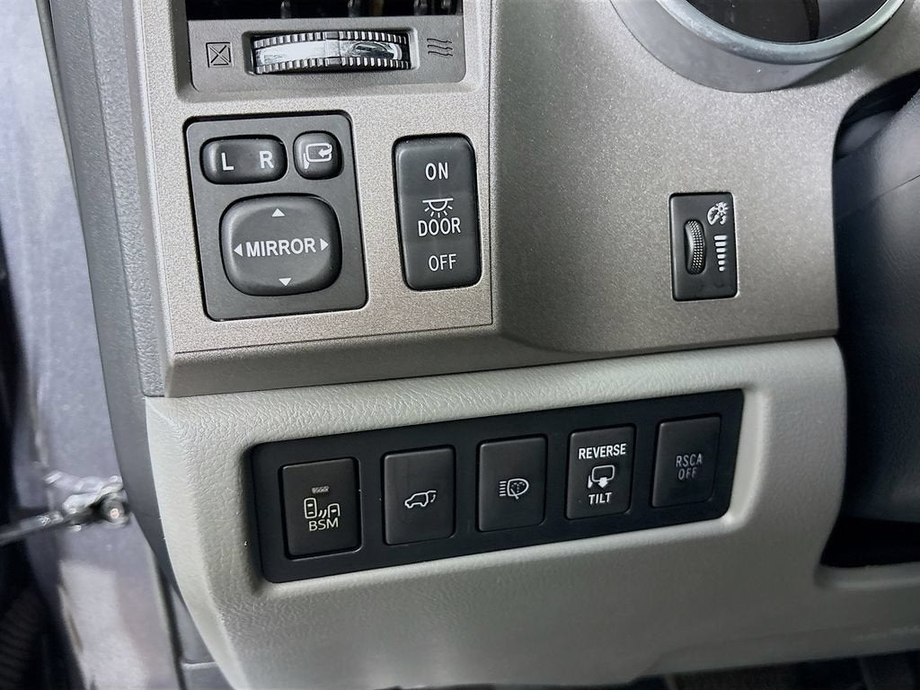 2013 Toyota Sequoia Platinum
