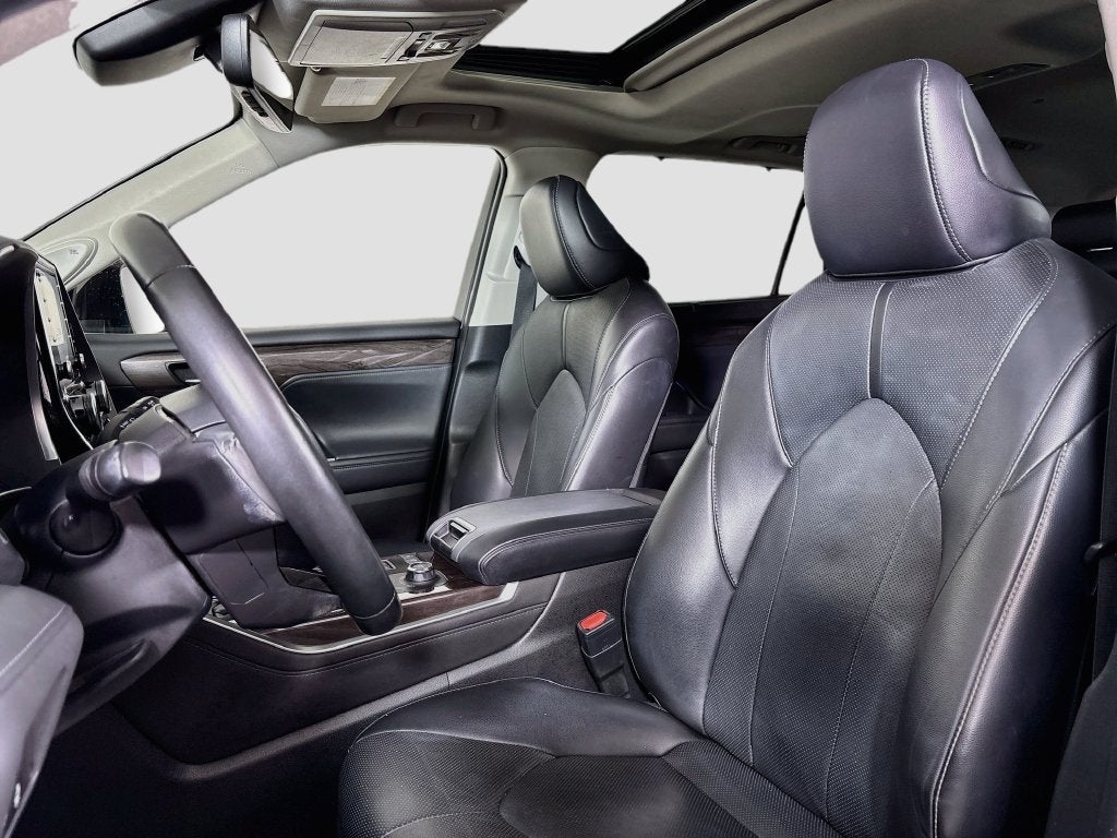 2022 Toyota Highlander Limited