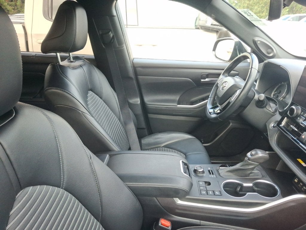 2023 Toyota Highlander XSE