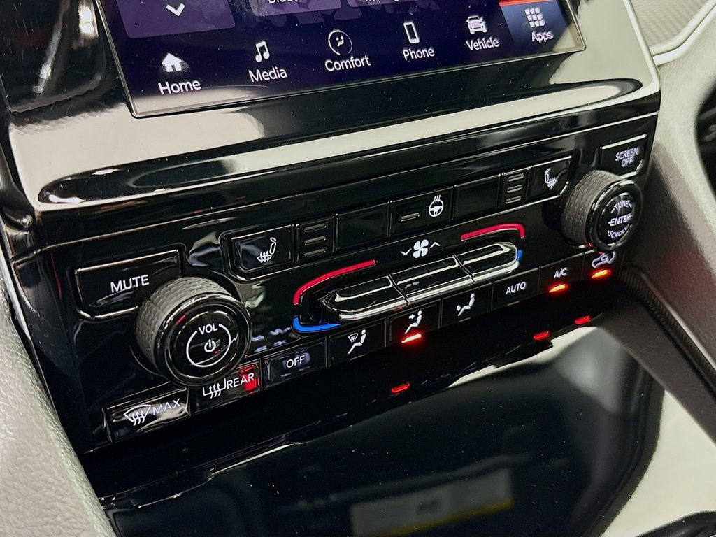 2023 Jeep Grand Cherokee L Altitude 4x4