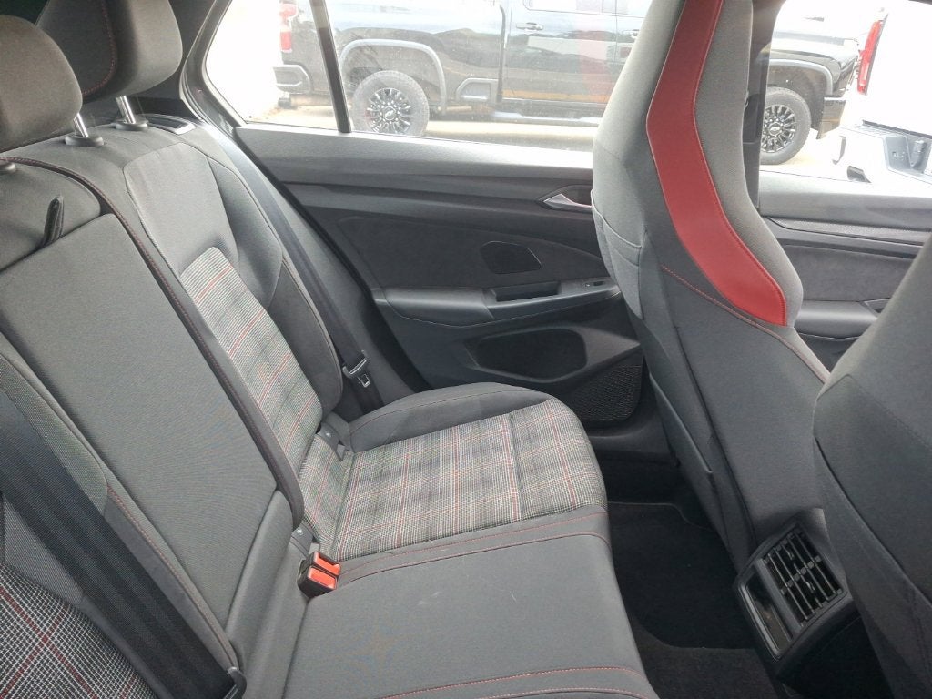 2024 Volkswagen Golf GTI 380 SE